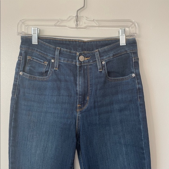 Levi’s Dark Wash Bootcut Denim - Picture 6 of 6